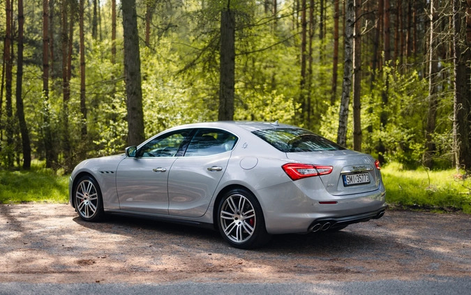 Maserati Ghibli cena 195000 przebieg: 133600, rok produkcji 2018 z Prochowice małe 326